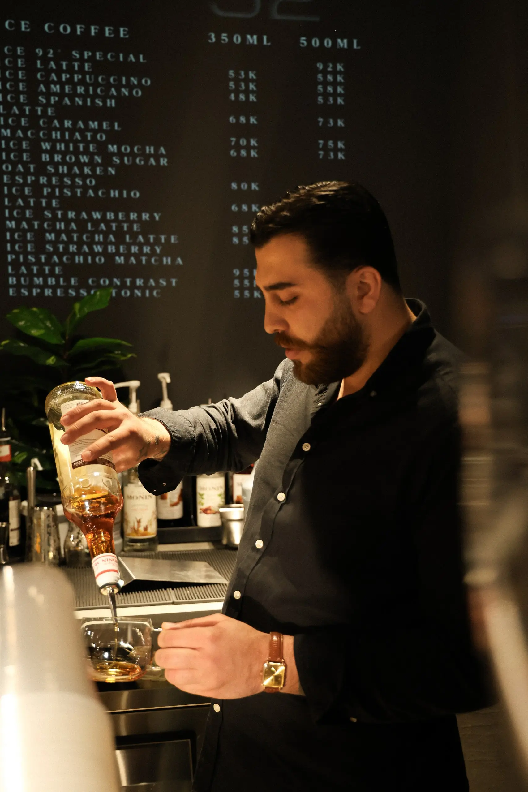 Guests and coffee culture at 92° Tashkent